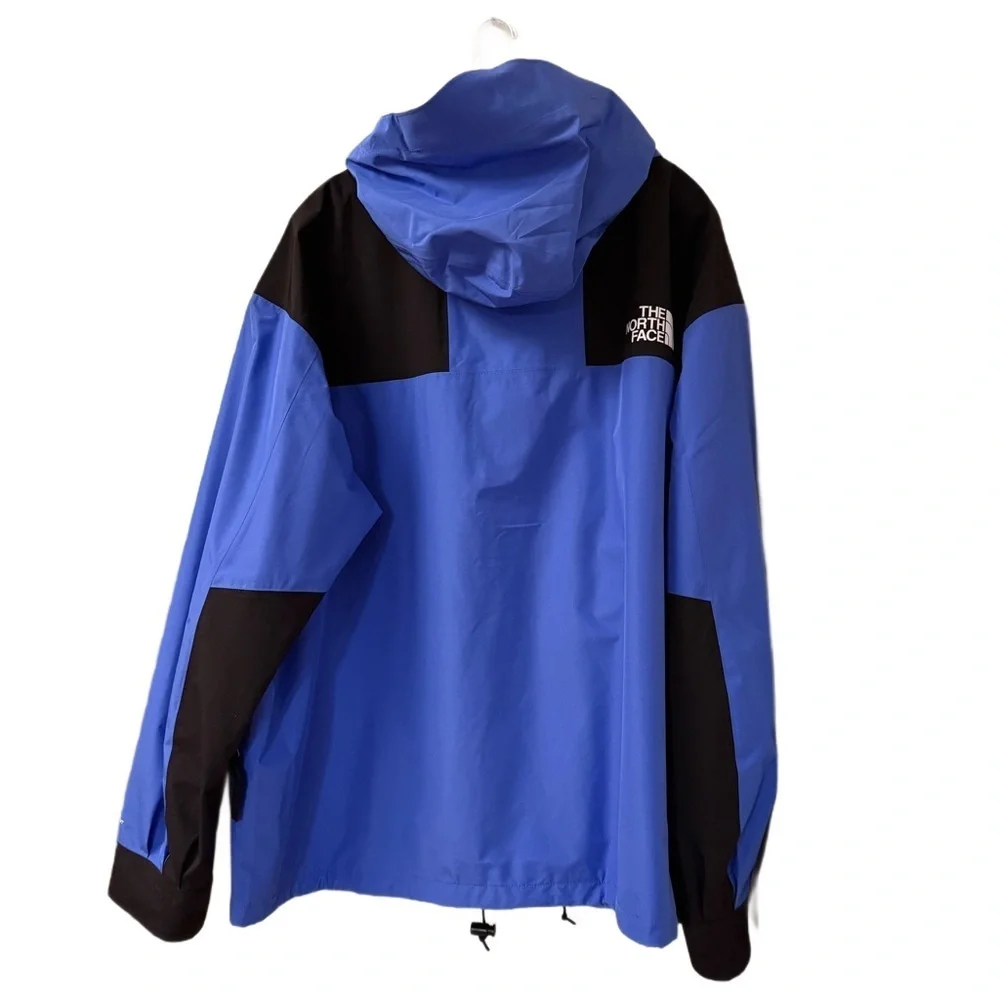 Men’s North Face M 86 Retro MTN Jacket in Solar Blue - Size 2XL - NWT